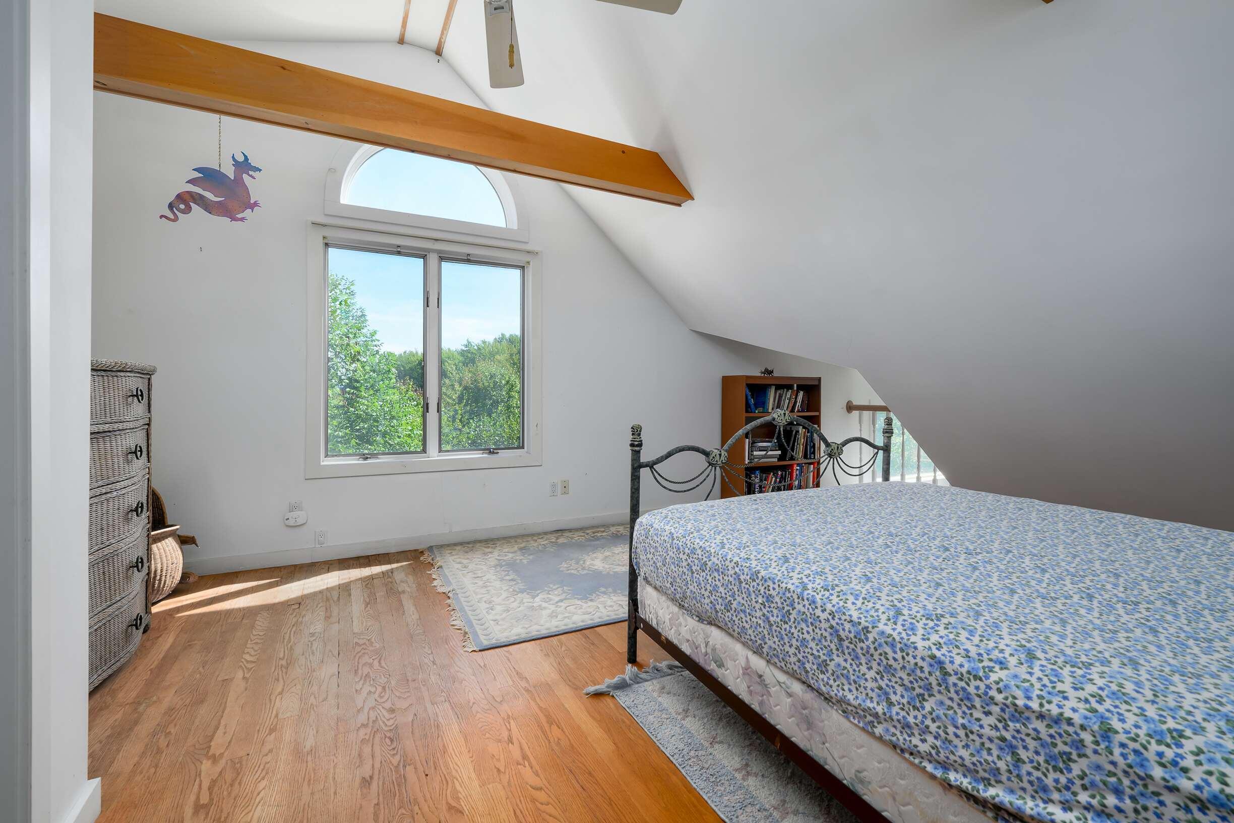 221 Shore Road York, ME 03902 - Photo 12 of 18 Primary Bedroom