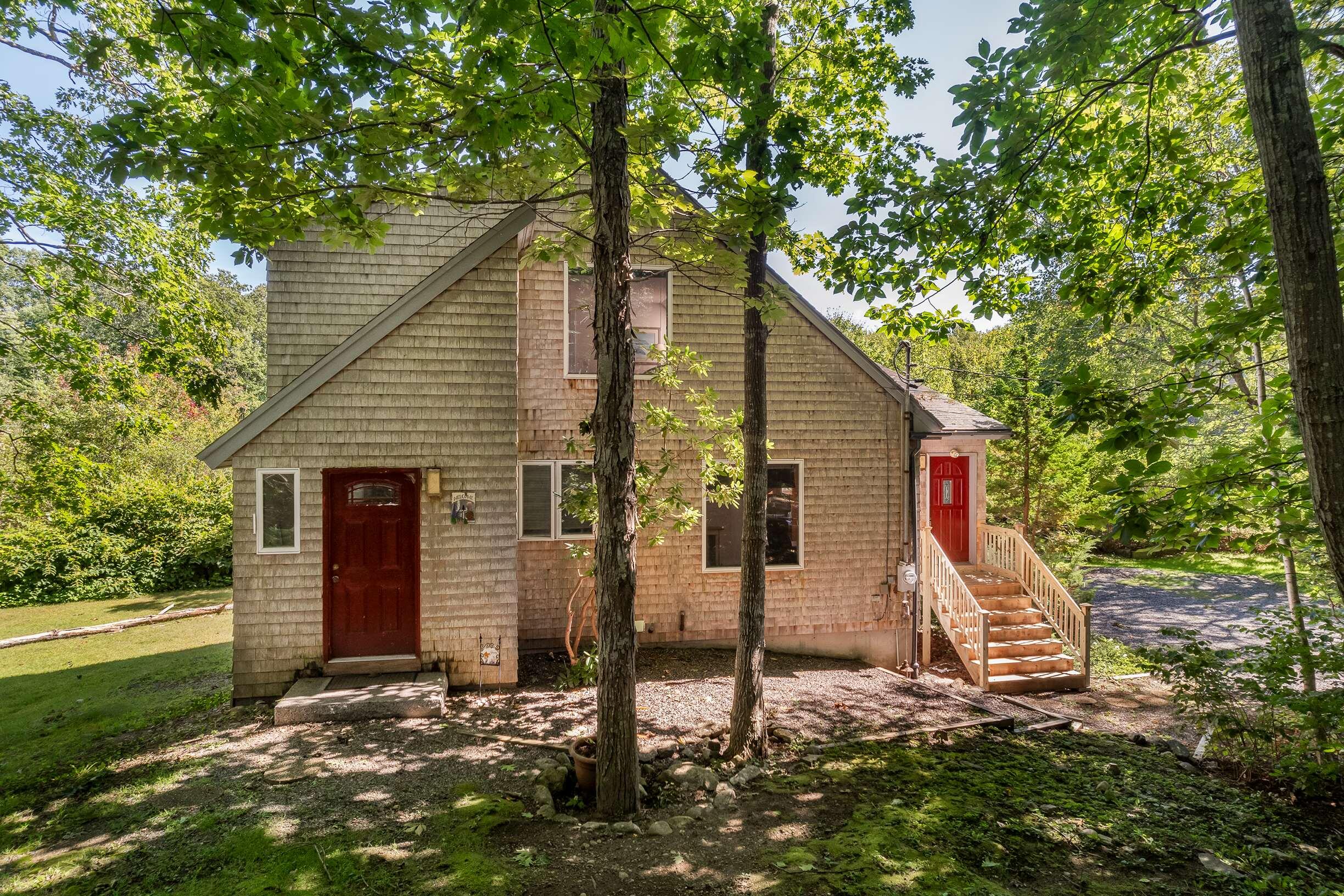 221 Shore Road York, ME 03902 - Photo 4 of 18 Front of Home