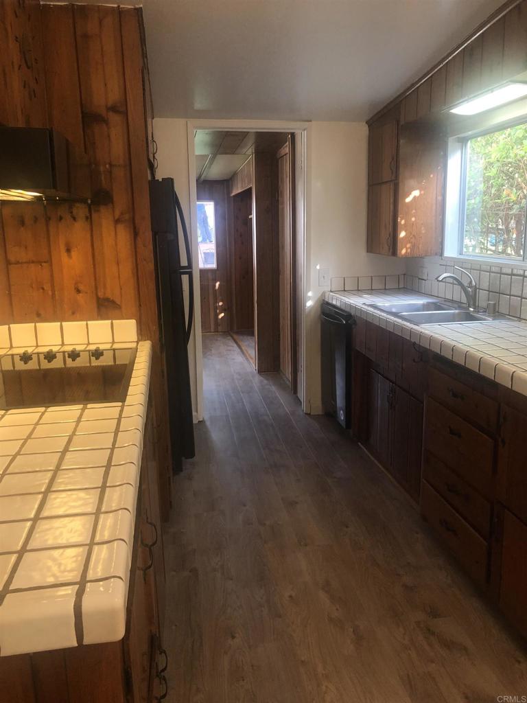 3535 Helix Street Spring Valley, CA 91977 - Photo 9 of 19 Kitchen