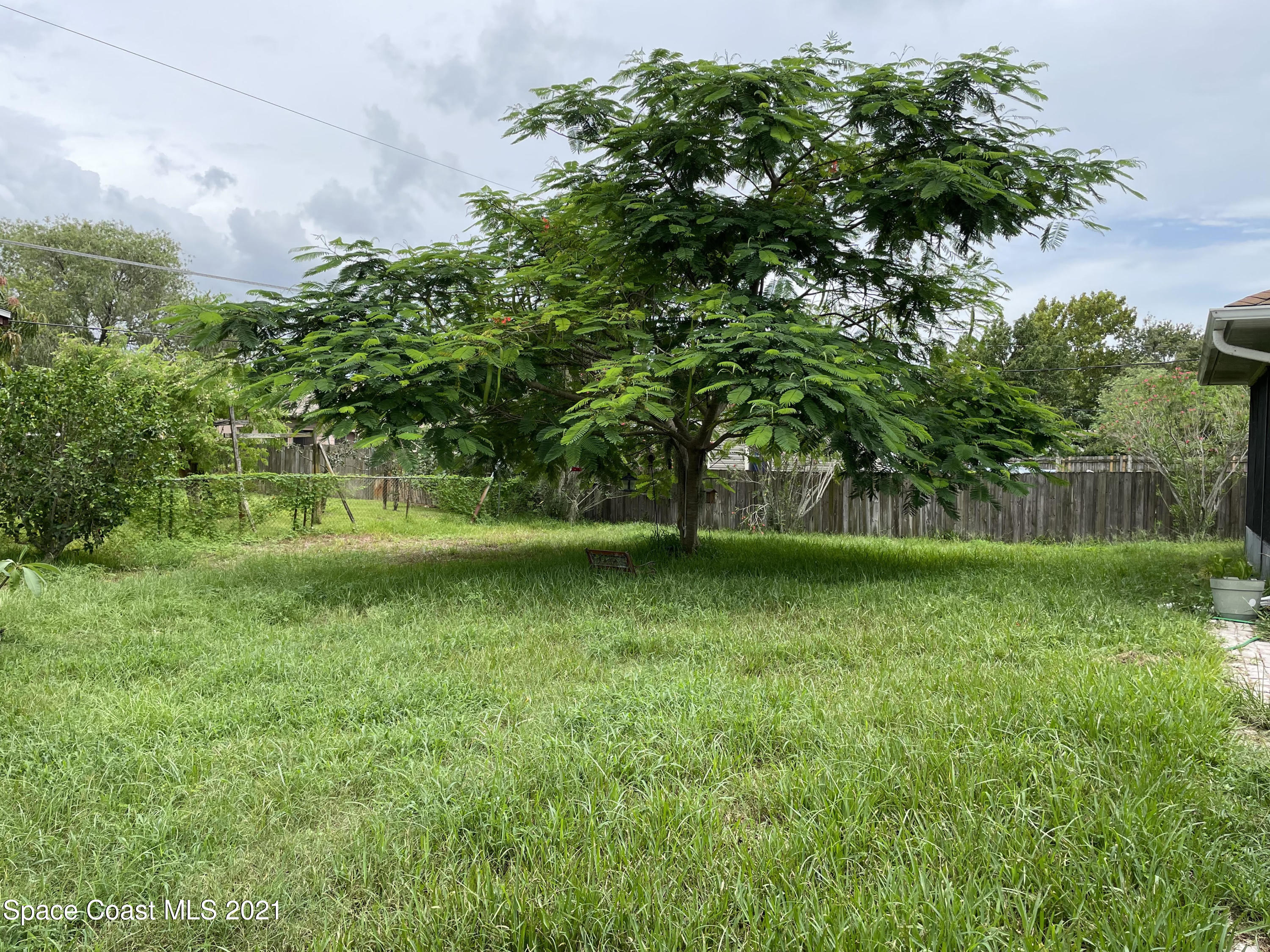 751 Becker Avenue Northeast Palm Bay, FL 32905 - Photo 20 of 20 Large Back Yard