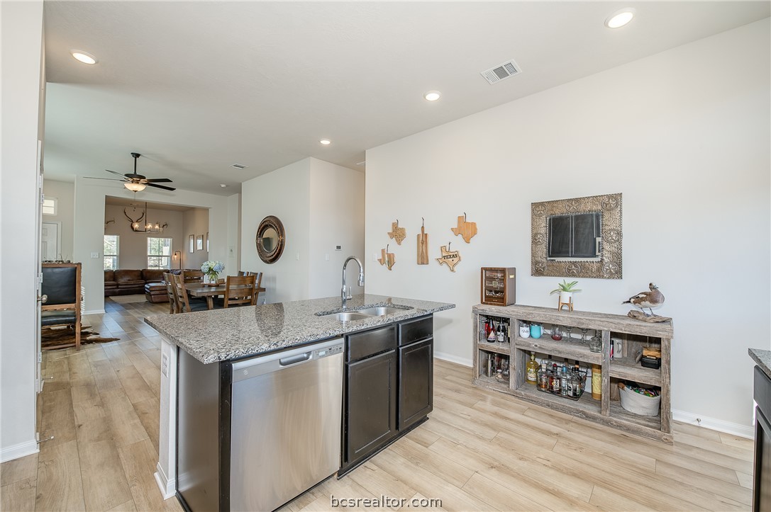 2012 Kathryn Drive Bryan, TX 77807 - Photo 6 of 37