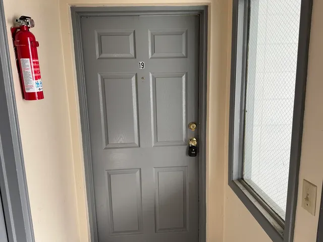 $738 | 100 Ridgeview Lane, Unit 19, Bassett, VA 24055