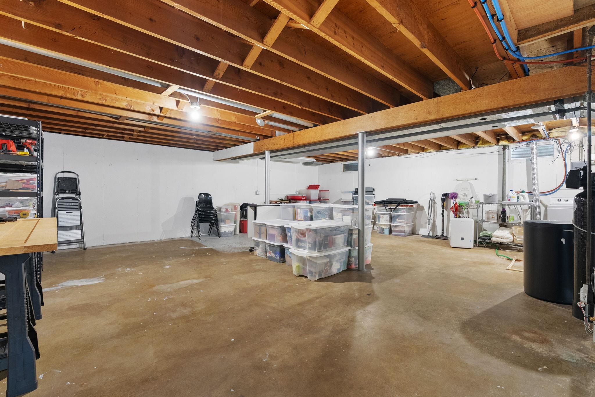 433 Seminole Road Janesville, WI 53545 - Photo 37 of 52