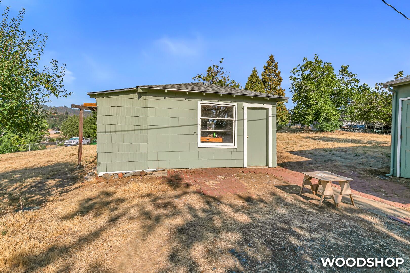 1324 Vawter Road Medford, OR 97501 - Photo 40 of 59 9R9A0081