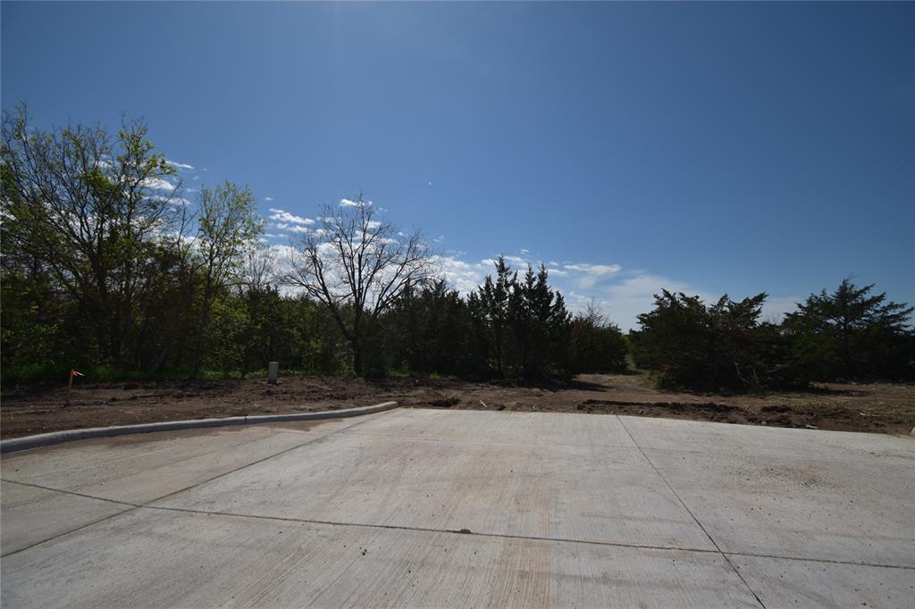 640 West Kilpatrick Street Cleburne, TX 76033 - Photo 4 of 9