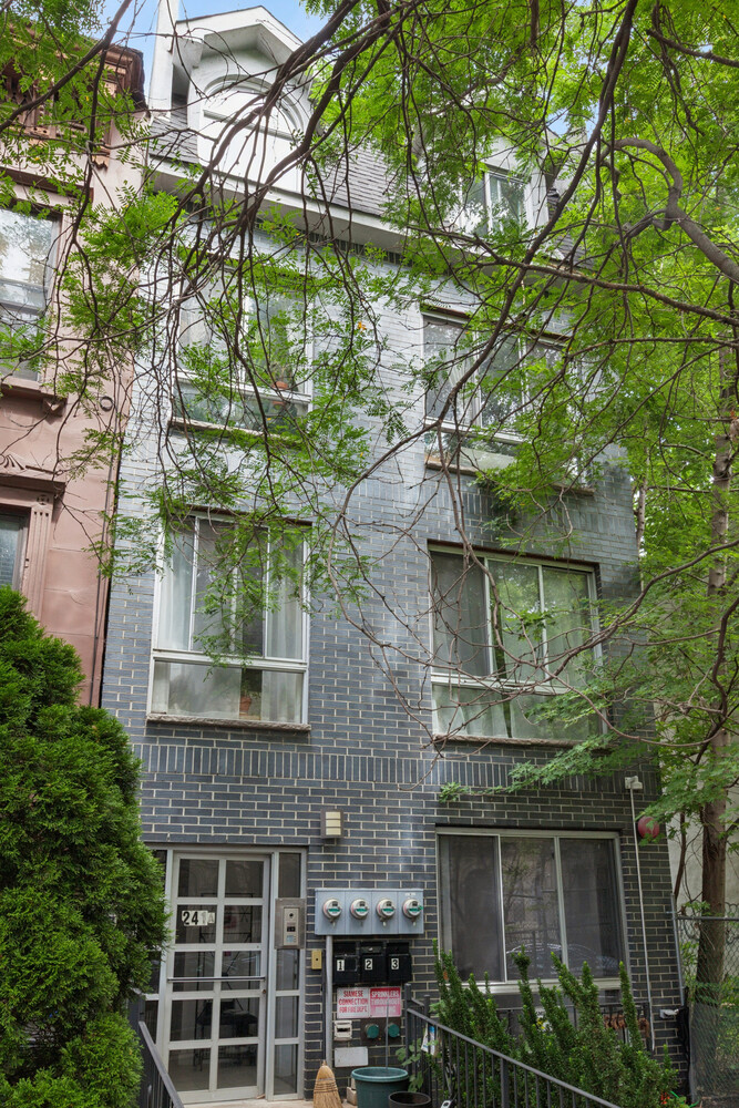 241 Madison Street Brooklyn, NY 11216 - Photo 2 of 23