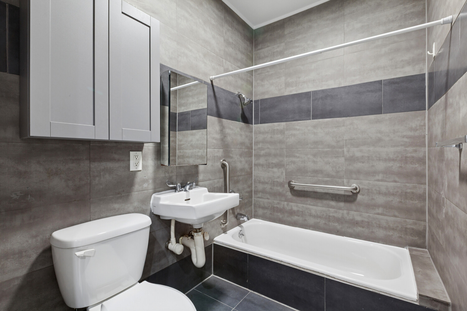 241 Madison Street Brooklyn, NY 11216 - Photo 7 of 23