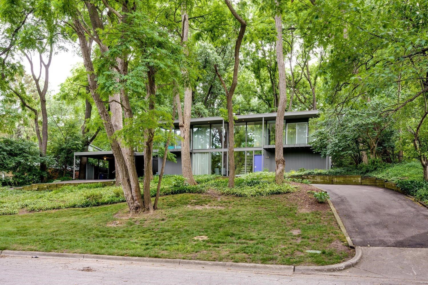 2410 Adare Road Ann Arbor, MI 48104 - Photo 2 of 10 Photo 2