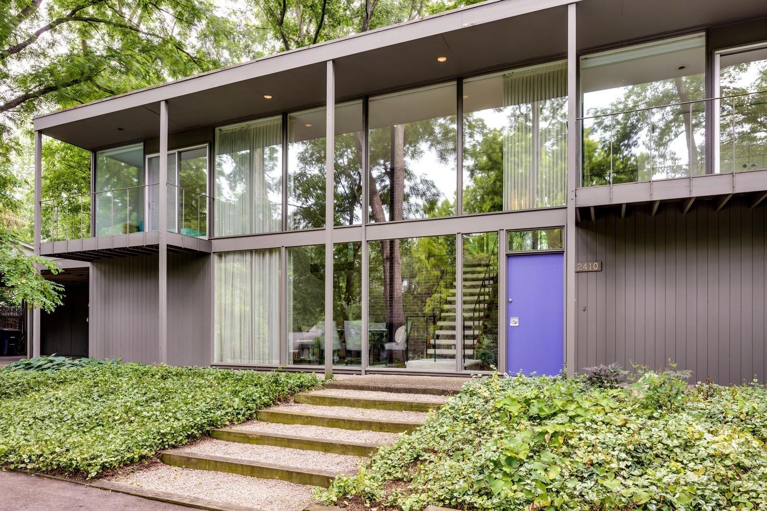 2410 Adare Road Ann Arbor, MI 48104 - Photo 4 of 10 Photo 4