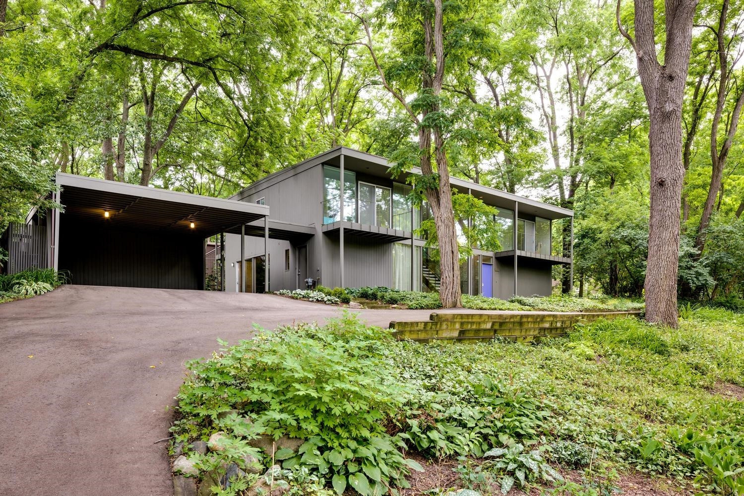 2410 Adare Road Ann Arbor, MI 48104 - Photo 8 of 10 Photo 8