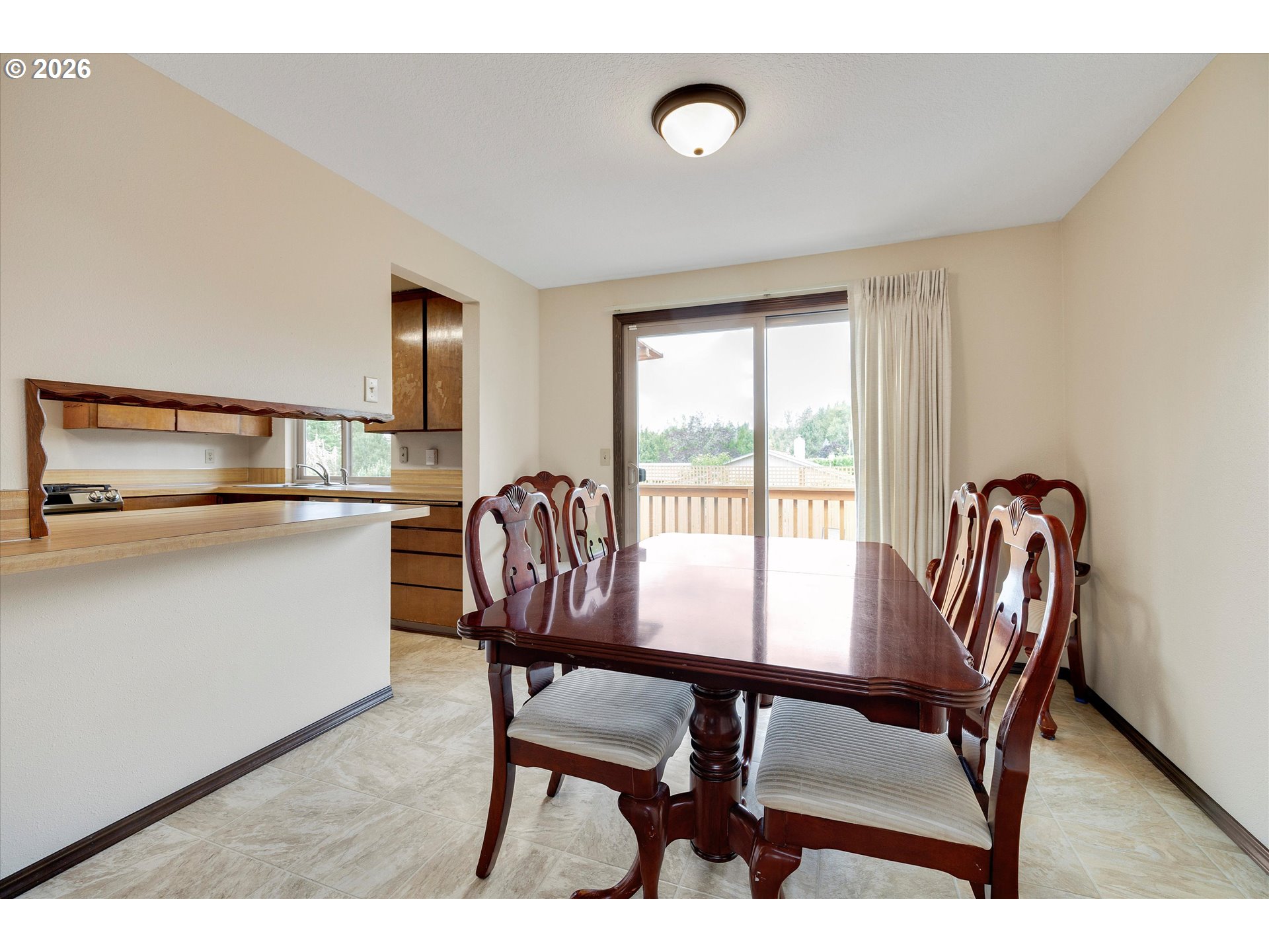 18027 Southeast Emi Street Damascus, OR 97089 - Photo 10 of 38