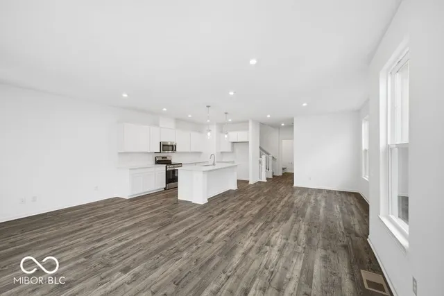 $394,999 | 5786 Arcade Boulevard, McCordsville, IN 46055