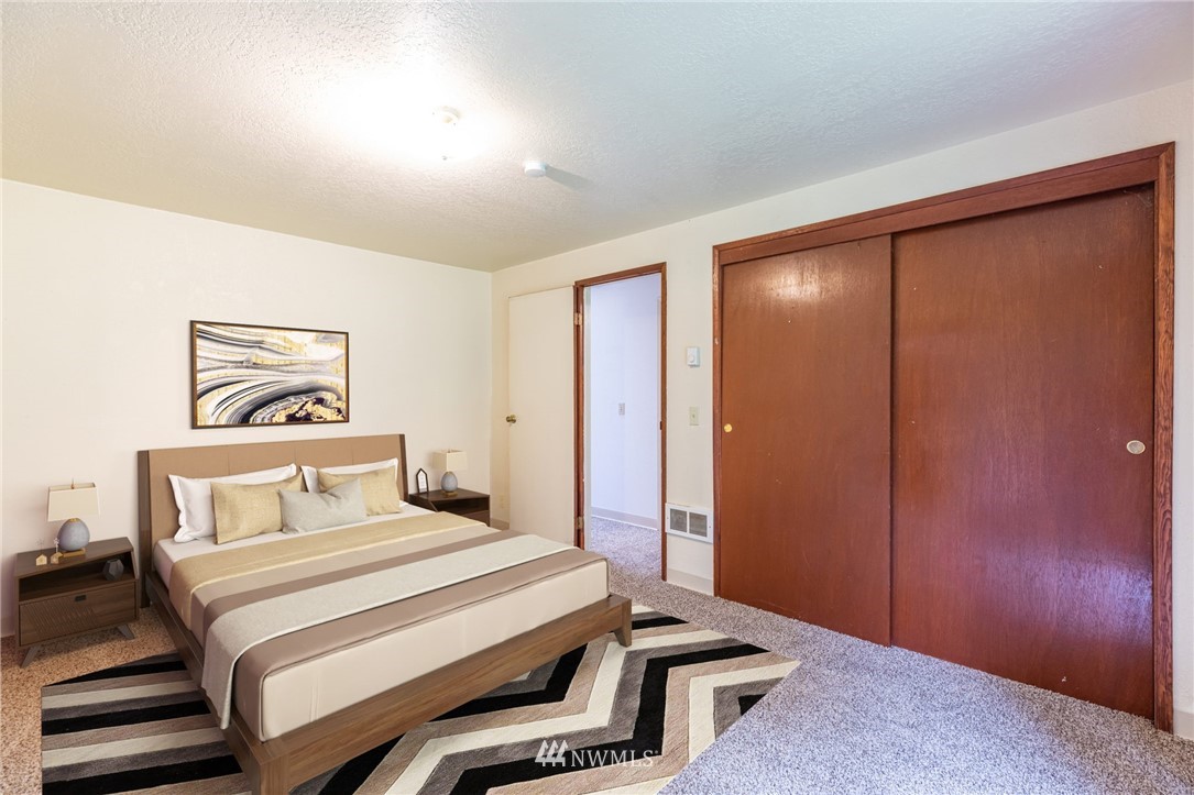 209 Fort Casey Road Coupeville, WA 98239 - Photo 11 of 27 Gallery Image 11