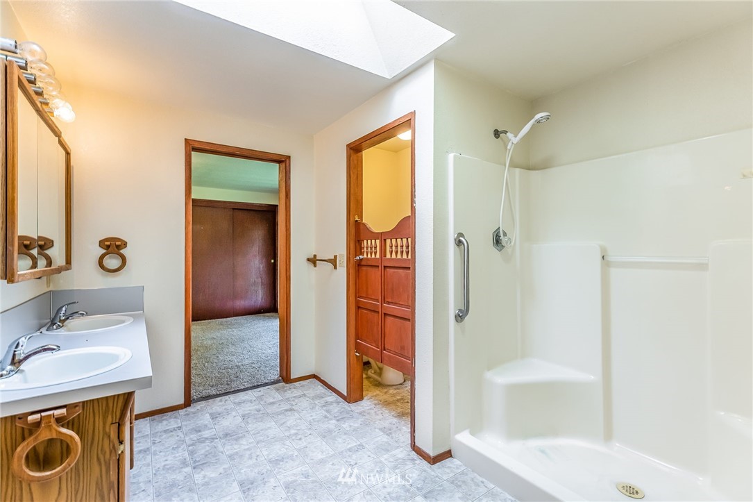 209 Fort Casey Road Coupeville, WA 98239 - Photo 13 of 27 Gallery Image 13