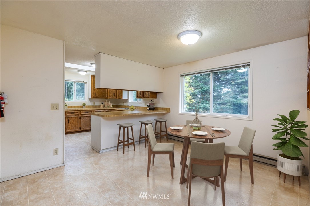 209 Fort Casey Road Coupeville, WA 98239 - Photo 6 of 27 Gallery Image 6