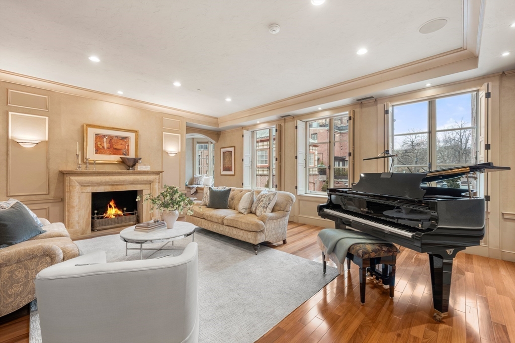 25 Beaver Place, Unit A Boston, MA 02108 - Photo 16 of 41