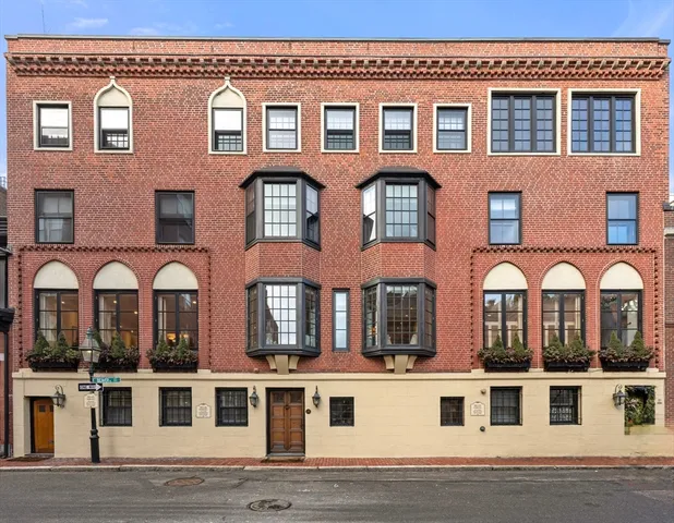 $7,750,000 | 25 Beaver Place, Unit A, Boston, MA 02108