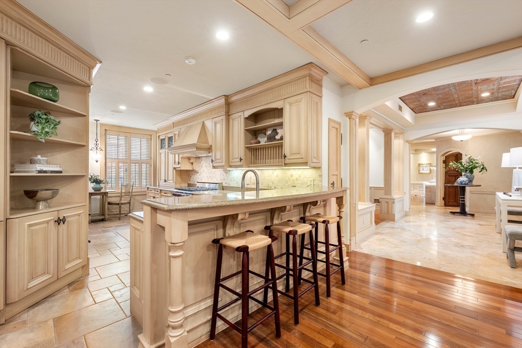 25 Beaver Place, Unit A Boston, MA 02108 - Photo 8 of 41