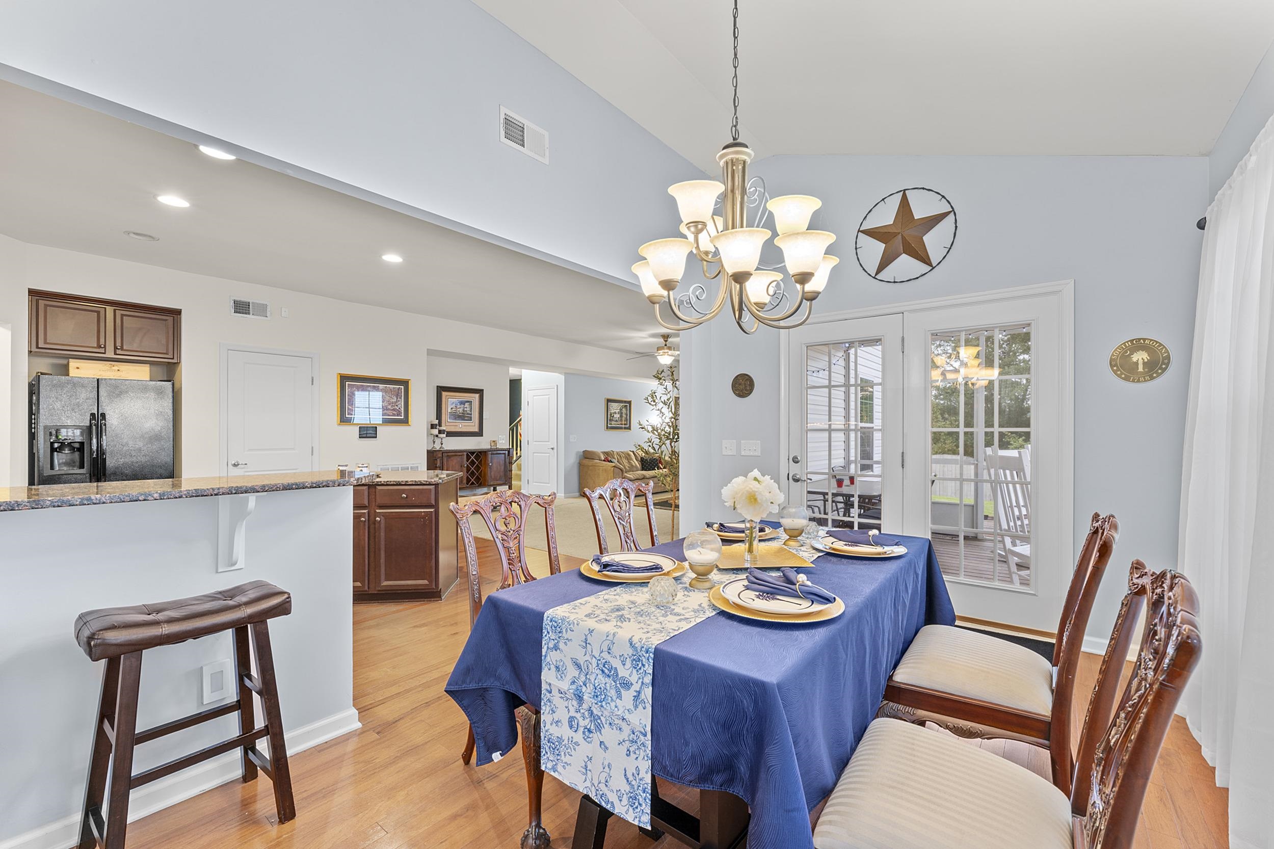 544 Shoreline Boulevard Boiling Springs, SC 29316 - Photo 17 of 49