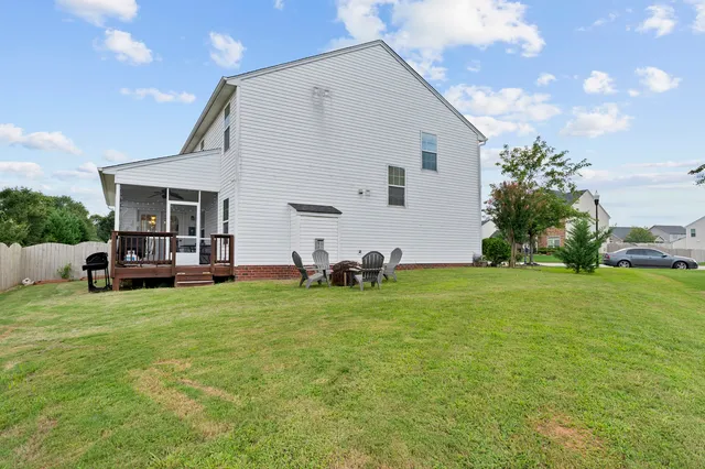 $320,000 | 544 Shoreline Boulevard, Boiling Springs, SC 29316