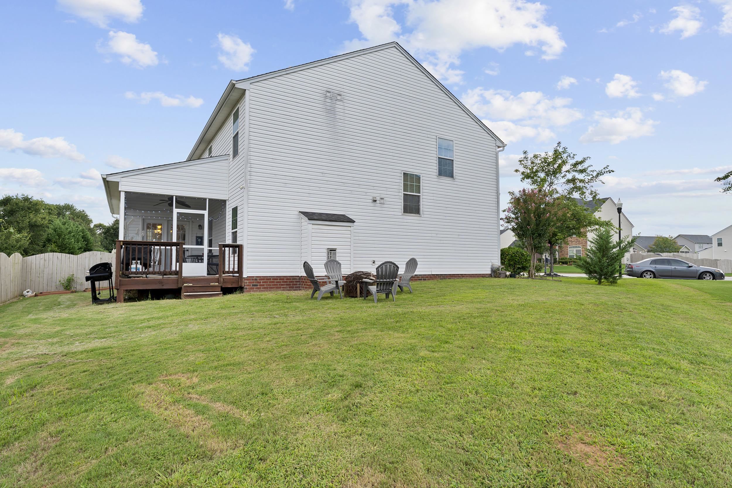 544 Shoreline Boulevard Boiling Springs, SC 29316 - Photo 38 of 49