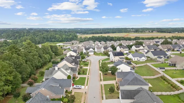 $320,000 | 544 Shoreline Boulevard, Boiling Springs, SC 29316