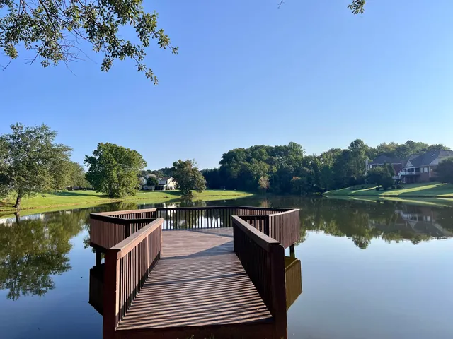 $320,000 | 544 Shoreline Boulevard, Boiling Springs, SC 29316