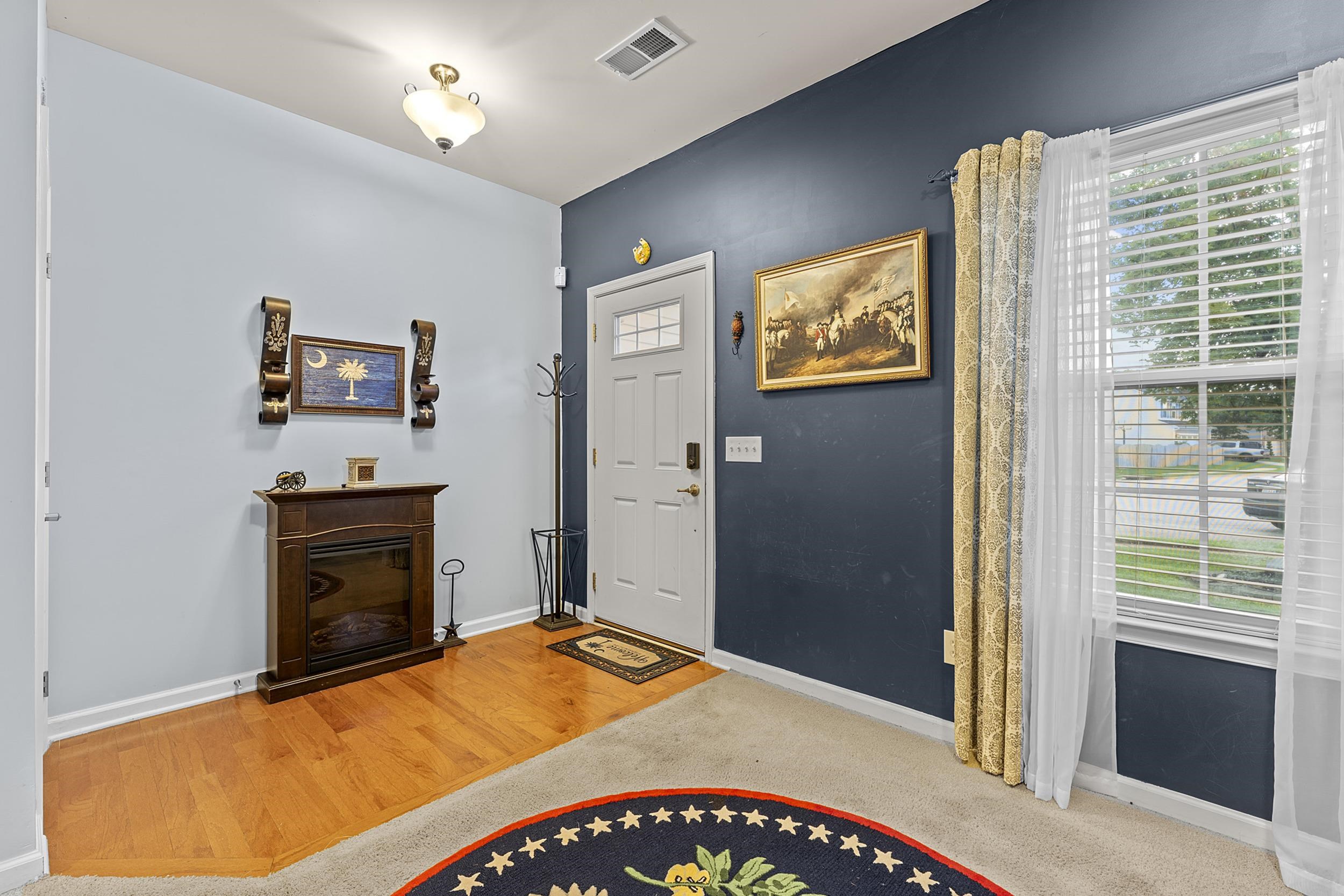 544 Shoreline Boulevard Boiling Springs, SC 29316 - Photo 5 of 49