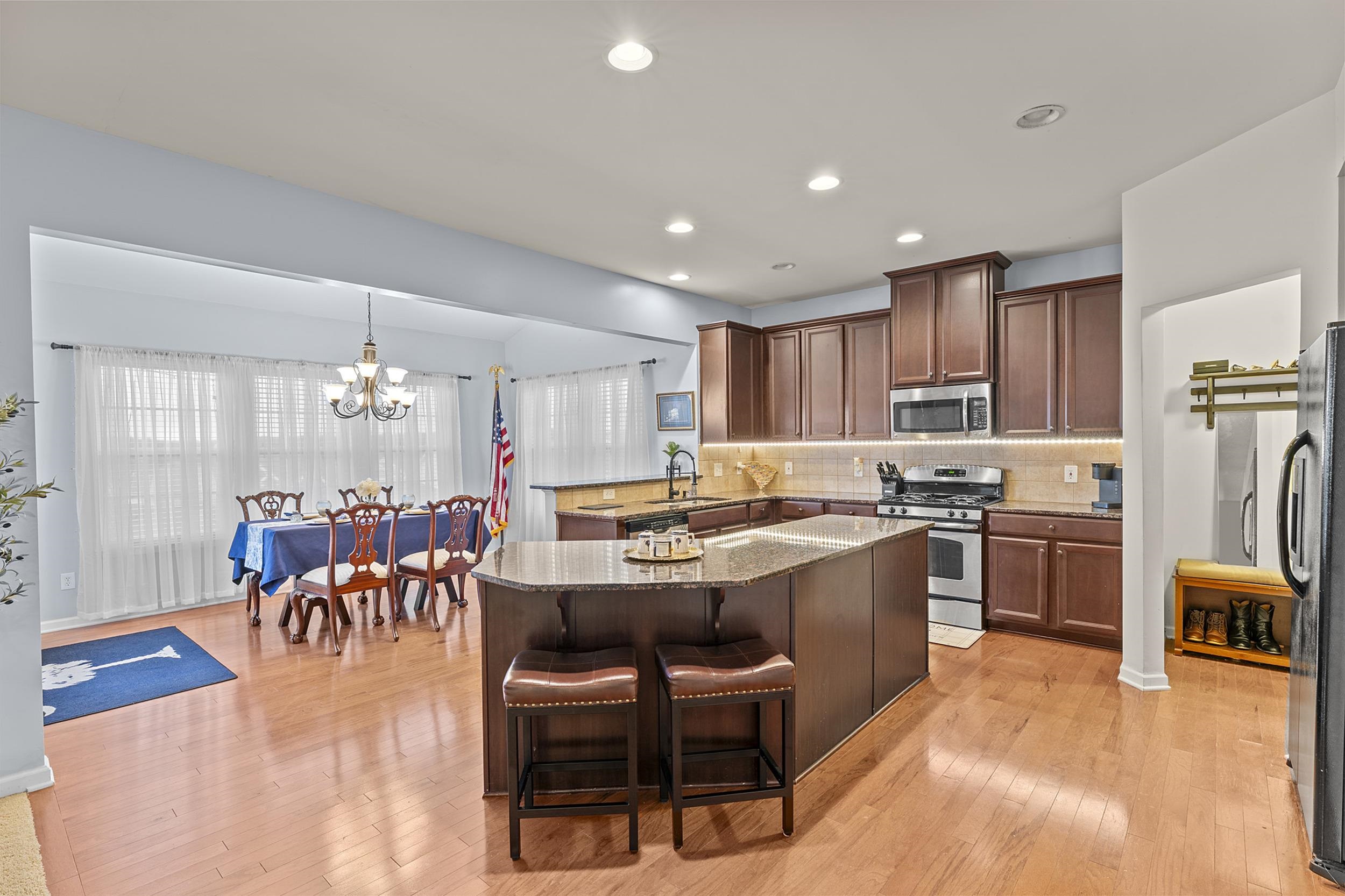 544 Shoreline Boulevard Boiling Springs, SC 29316 - Photo 9 of 49