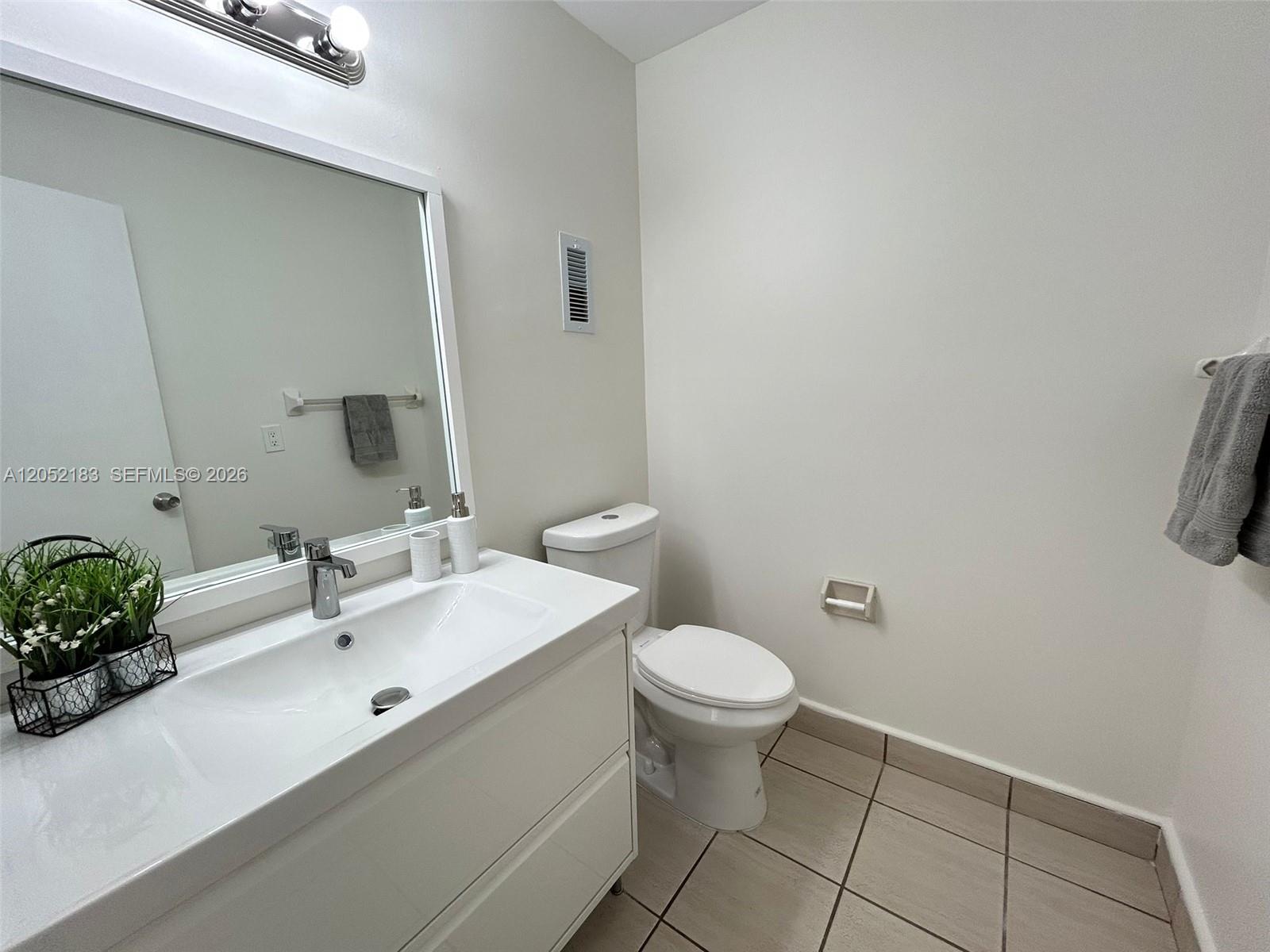 11047 Southwest 154th Court Miami, FL 33196 - Photo 16 of 60