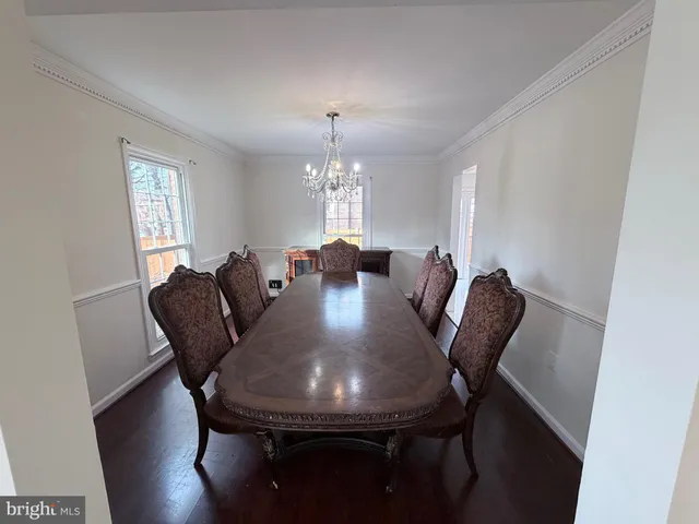 $3,600 | 5900 Parenham Way, Alexandria, VA 22310