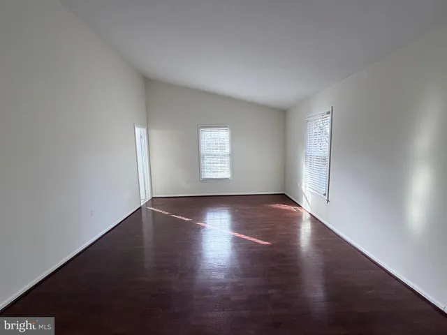 $3,600 | 5900 Parenham Way, Alexandria, VA 22310