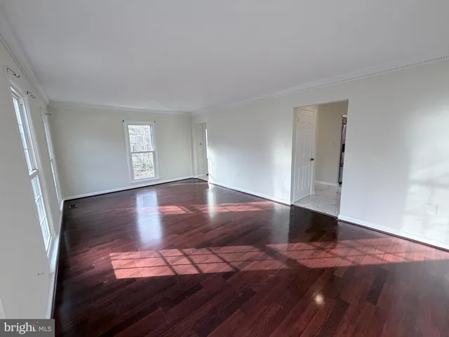 $3,600 | 5900 Parenham Way, Alexandria, VA 22310