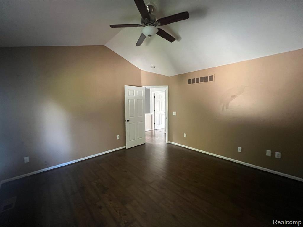 700 West Eleven Mile Road Berkley, MI 48072 - Photo 18 of 35 Gallery Image 18
