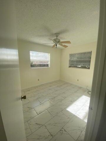 1369 Sunset Road Palm Springs, FL 33406 - Photo 5 of 6 1369 cuarto picture