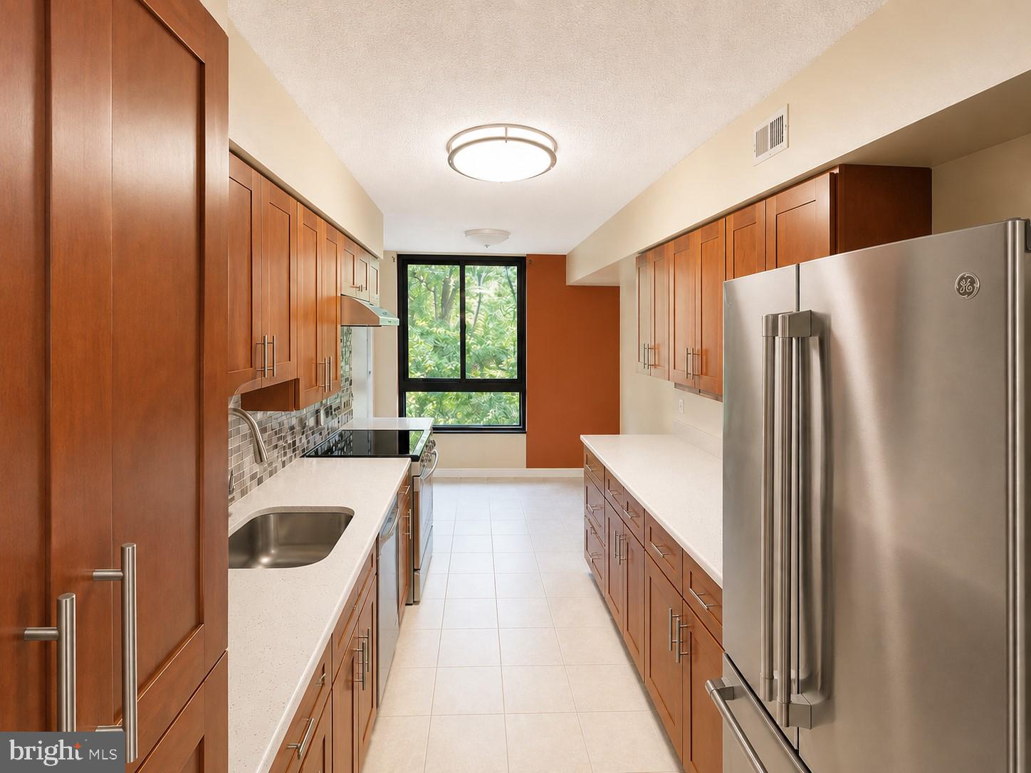 1808 Old Meadow Road, Unit 1005 McLean, VA 22102 - Photo 4 of 13