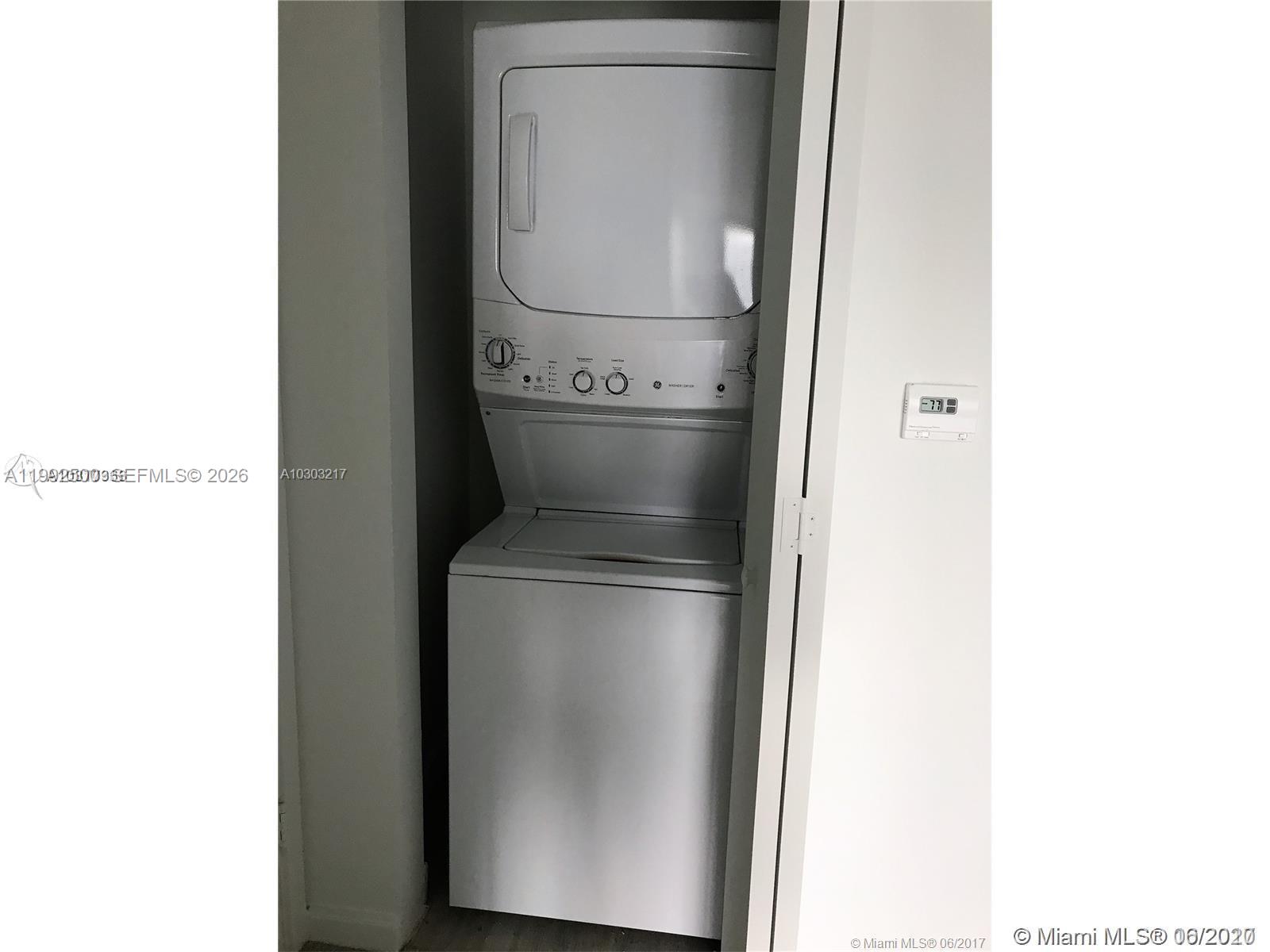55 Southwest 9th Street, Unit 3709 Miami, FL 33130 - Photo 14 of 52 a view of washer and dryer
