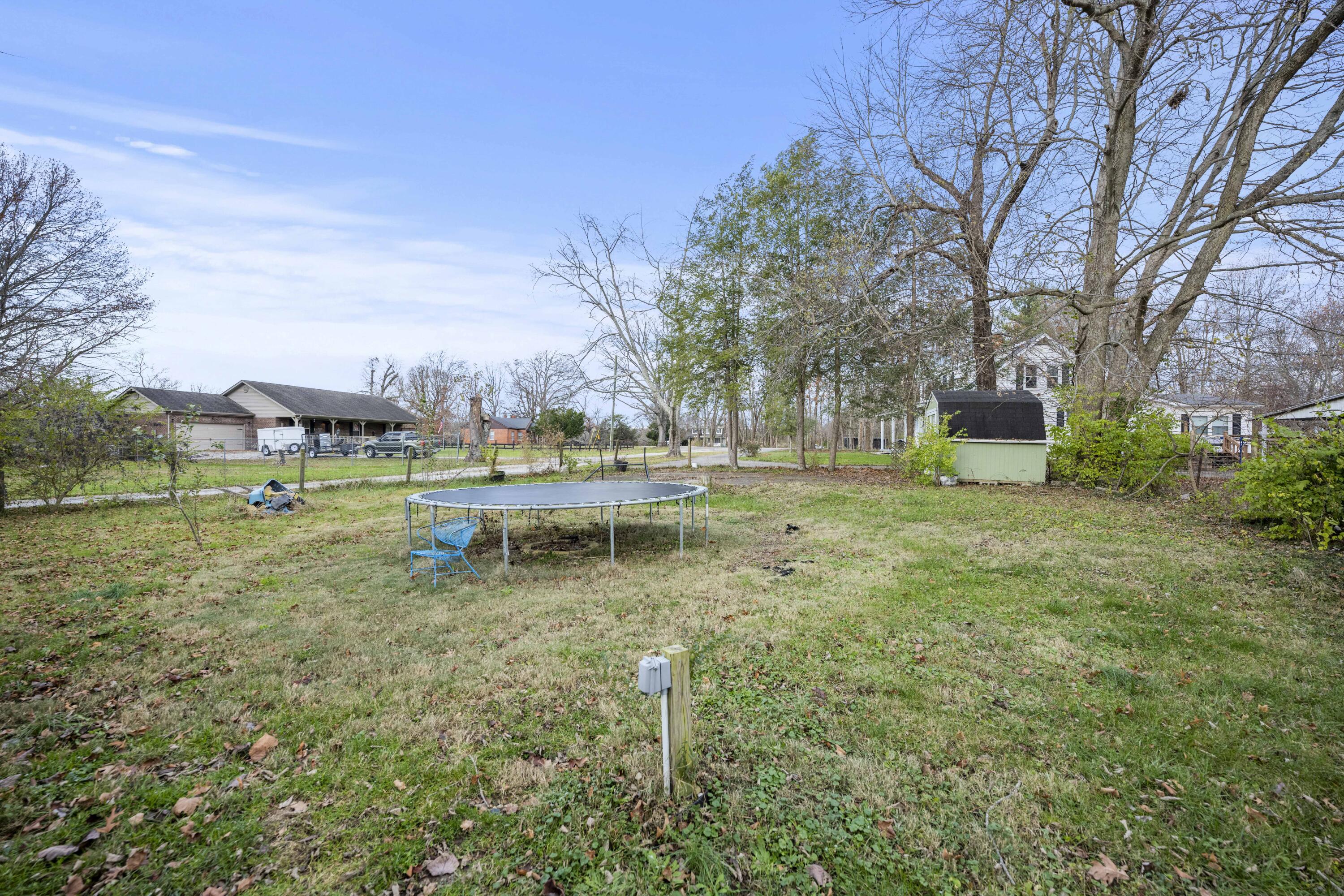 182 East Haiti Road Berea, KY 40403 - Photo 6 of 29 20241204-182-E-Haiti-Rd-tem-006