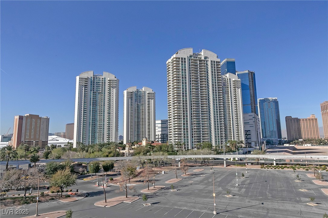 2747 Paradise Road, Unit 1205 Las Vegas, NV 89109 - Photo 27 of 32 Skyline view