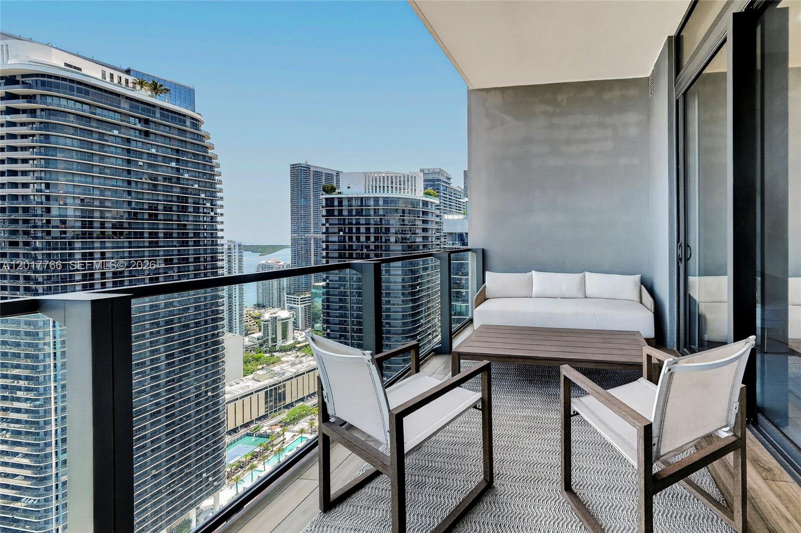 88 Southwest 7th Street, Unit PH4202 Miami, FL 33130 - Photo 48 of 88