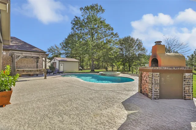 $599,900 | 9006 Water Buck Lane, Conroe, TX 77303