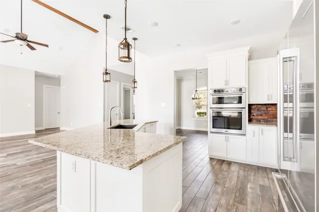 $599,900 | 9006 Water Buck Lane, Conroe, TX 77303