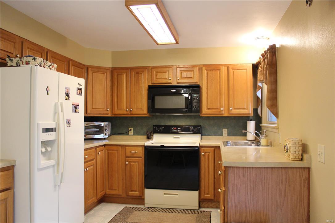 3717 Drexelius Road Alton, IL 62002 - Photo 11 of 43