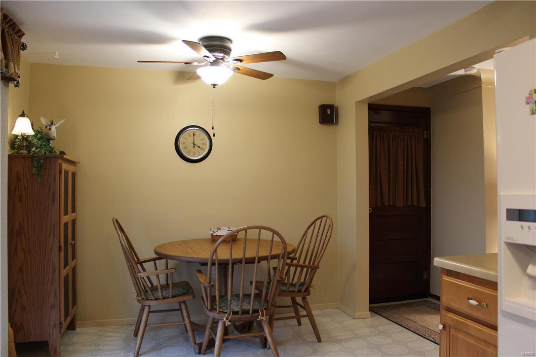 3717 Drexelius Road Alton, IL 62002 - Photo 12 of 43