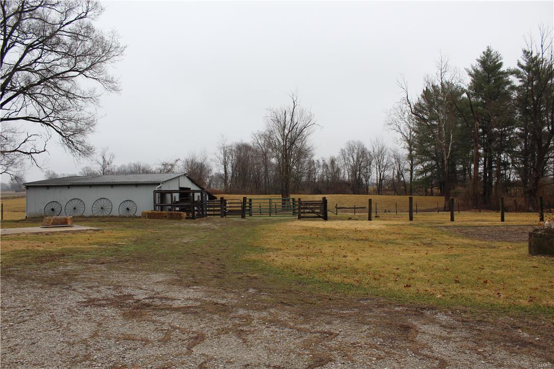 3717 Drexelius Road Alton, IL 62002 - Photo 9 of 43
