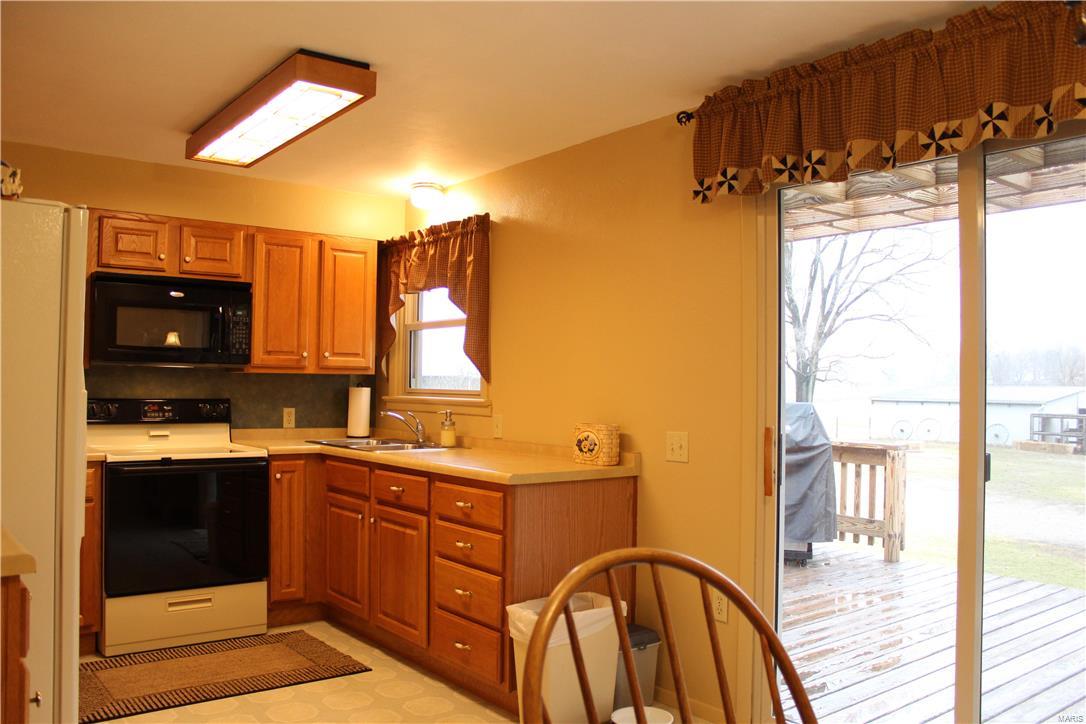 3717 Drexelius Road Alton, IL 62002 - Photo 10 of 43