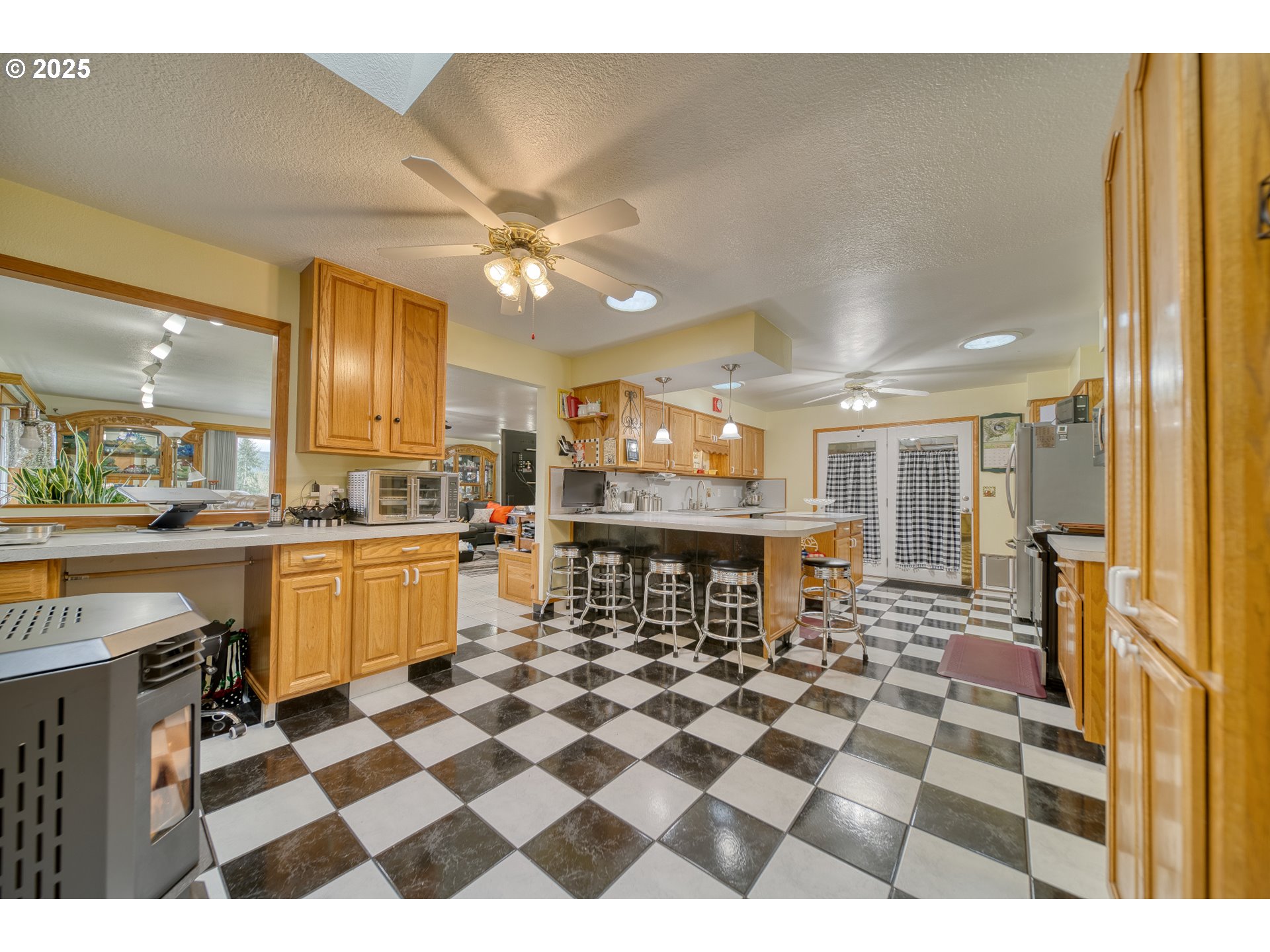 64595 McDermott Road Deer Island, OR 97054 - Photo 16 of 48 Gallery Image 16
