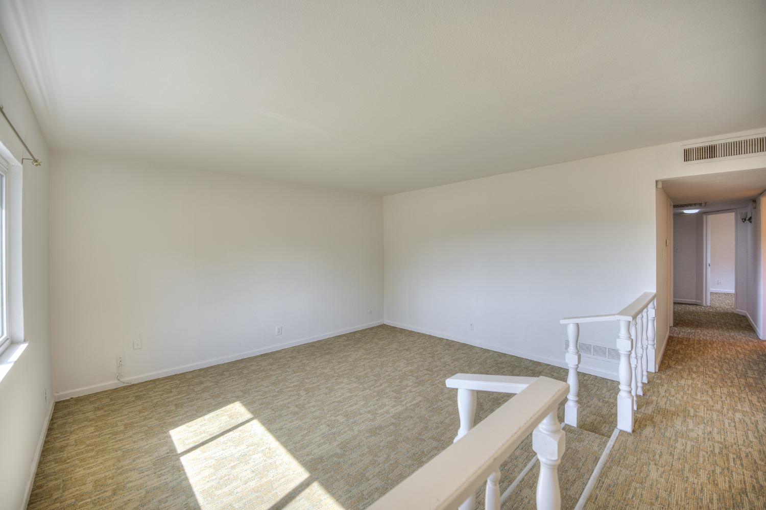 2811 North Winery Avenue Clovis, CA 93612 - Photo 8 of 25 a view of an empty room