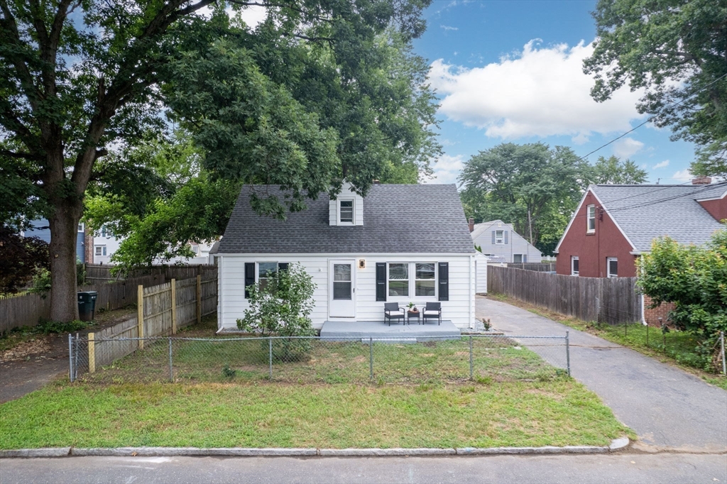 110 Oklahoma Street Springfield, MA 01104 - Photo 2 of 42 Gallery Image 2