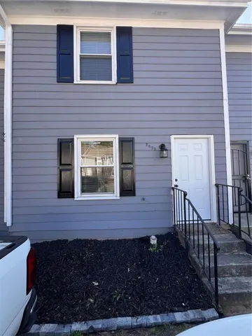 a view of front door of house